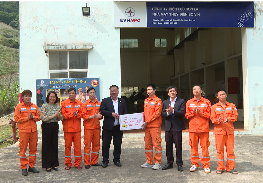 Công ty Điện lực Sơn La lan tỏa sự gắn kết và tri ân nhân dịp Tết Nguyên đán Bính Ngọ 2026